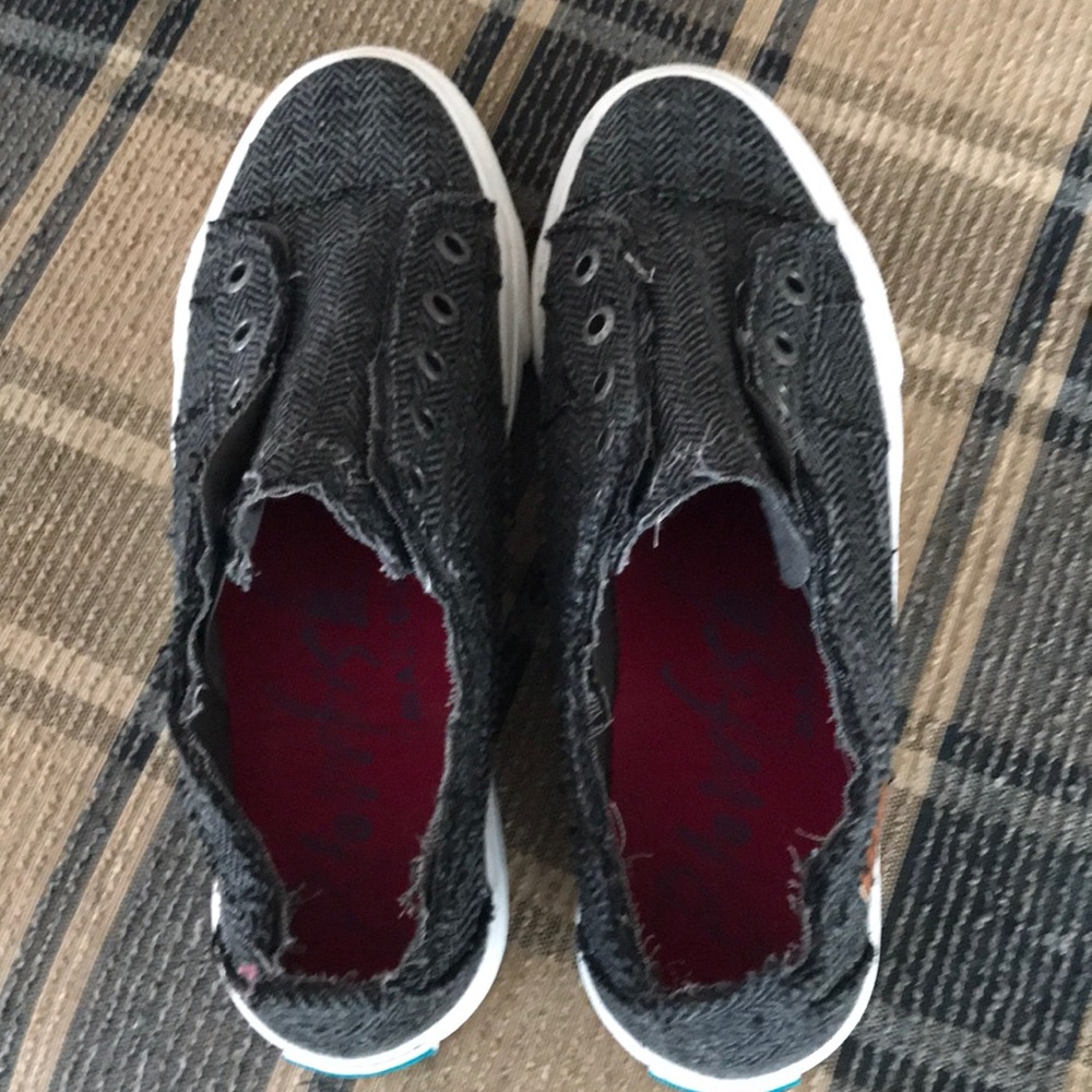 Blowfish unlaced distressed herringbone shoes